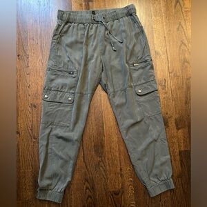 Banana Republic- 100% Lyocell cargo joggers elastic waist drawstring steel green